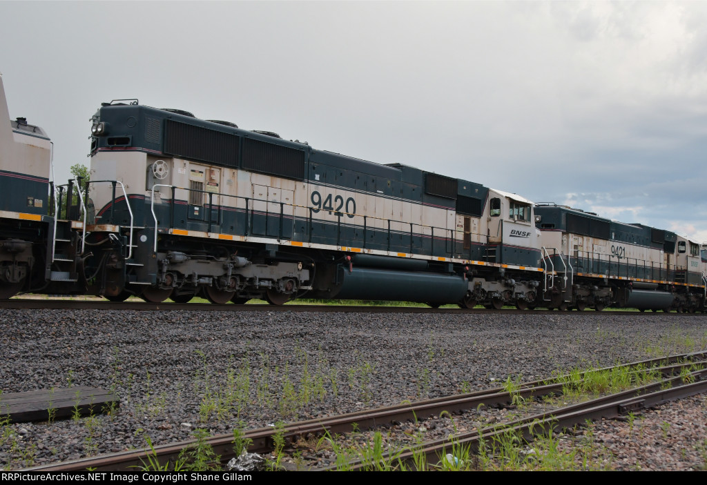 BNSF 9420 Roster shot.